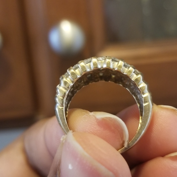 Vintage 10K Natural Channel Set Diamond Dome Ring - Picture 4 of 6